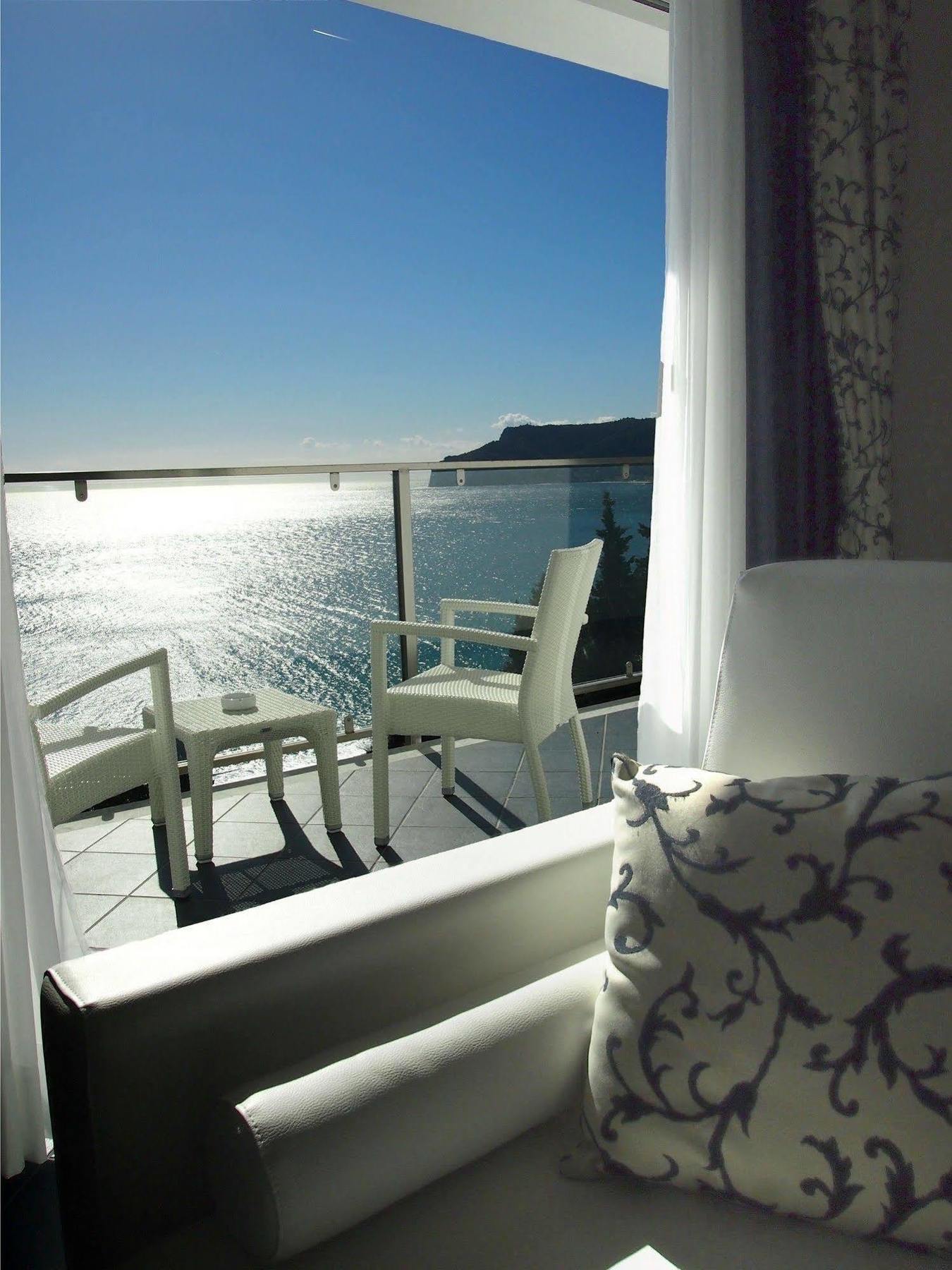 Best Western Hotel Acqua Novella Spotorno Dış mekan fotoğraf
